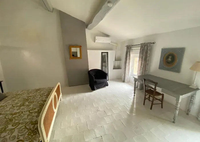 Casa de hóspedes Les De La Eugenie 3*